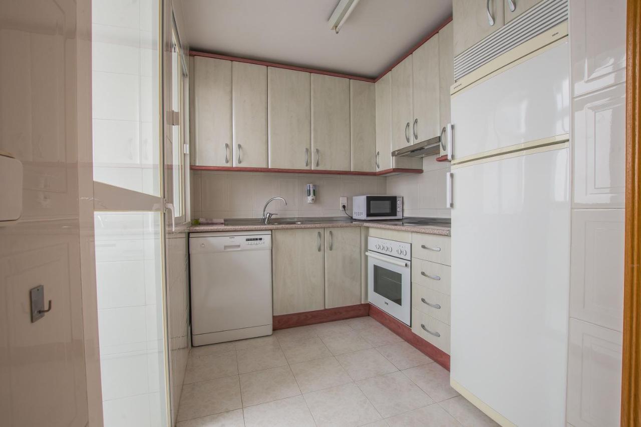 Апартаменты Qh Puerta Real Гранада Экстерьер фото